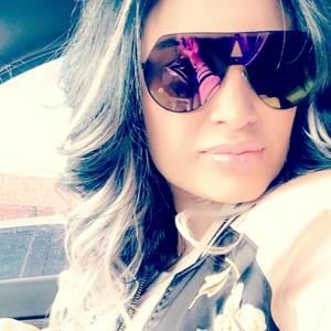 Meet your Posher, Srita